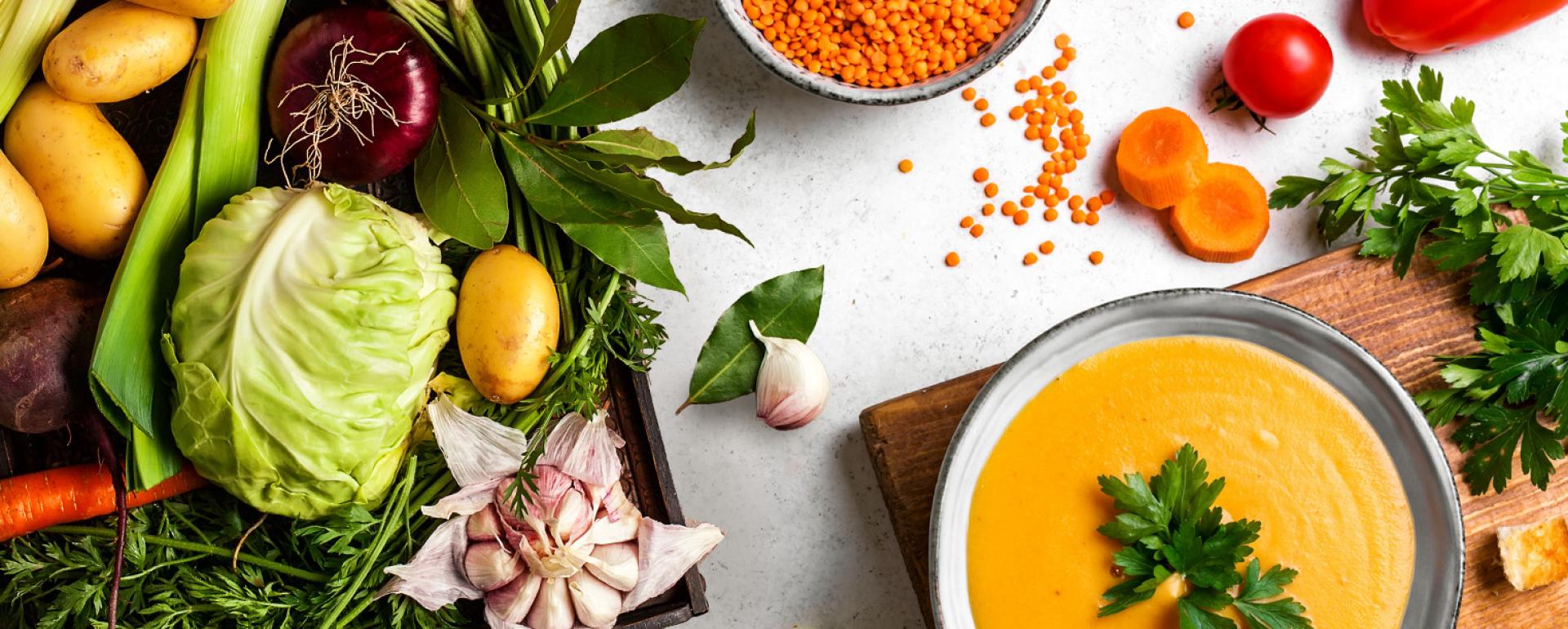 Sezonowe smaki stycznia – co warto jeść zimą?