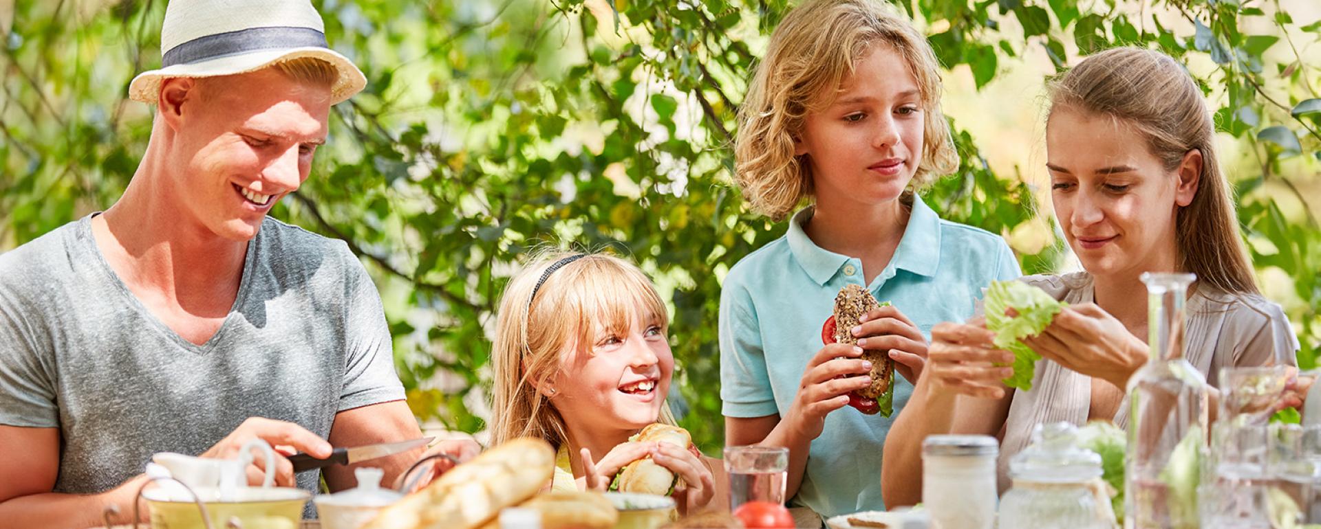 Majowe śniadania na tarasie.