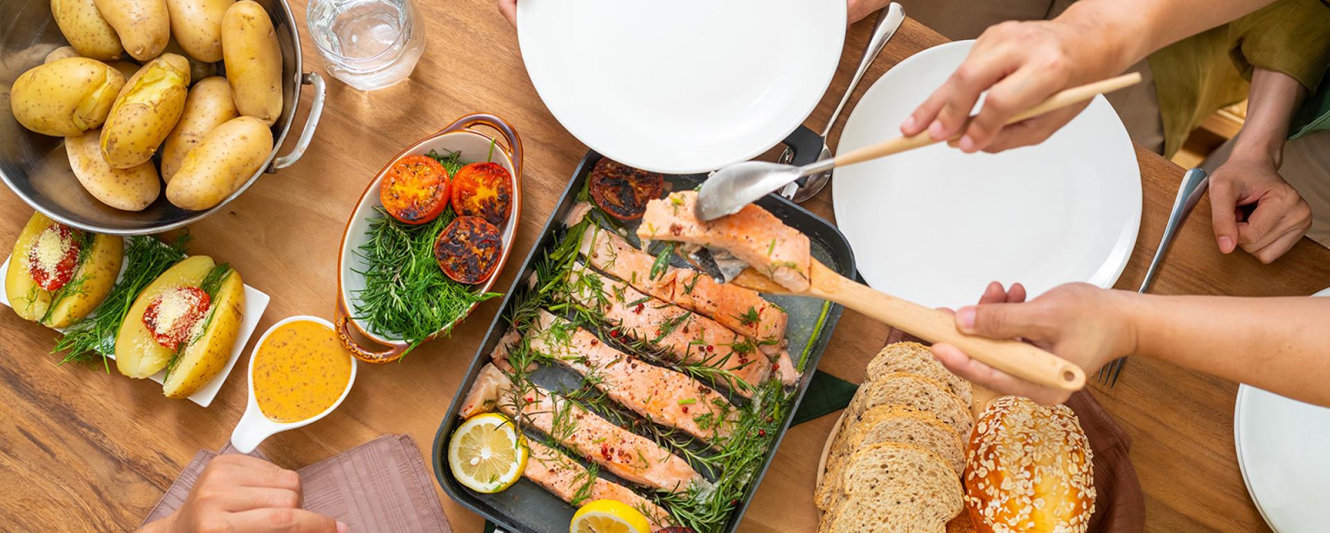 Szkoła dobrego smaku: Sekrety savoir-vivre przy stole