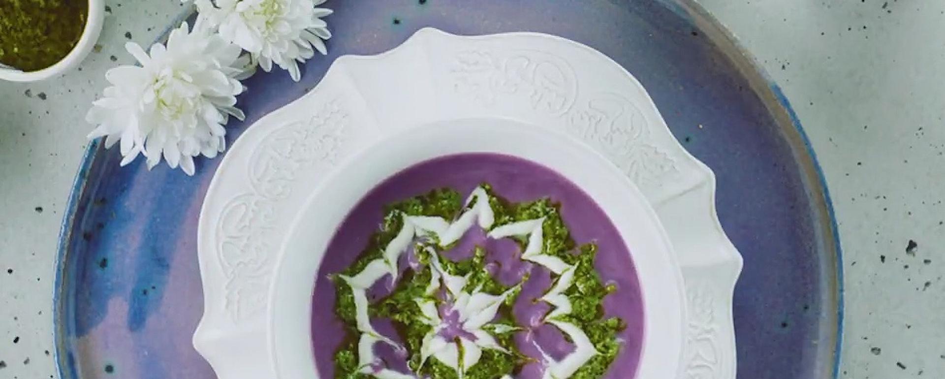 Zupa krem ze wzorkiem